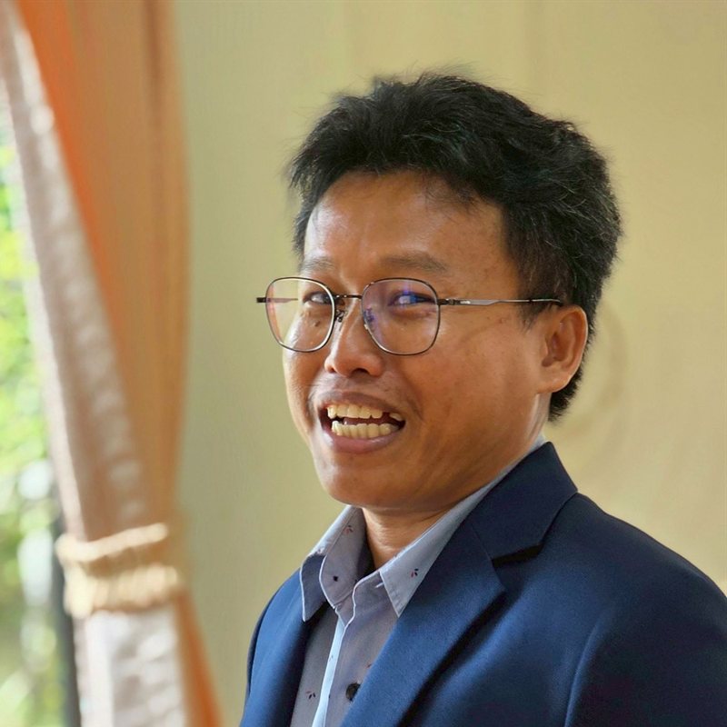 นายณชพล ยศปัญญา