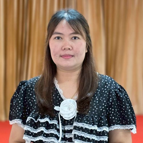 นางสาวปิยาภรณ์ วันชัย